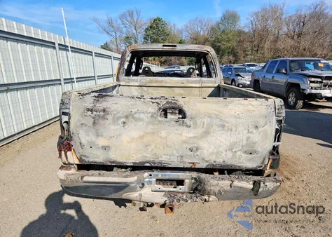 2005 Ford F250 Super Duty z USA, uszkodzony, nr VIN 1FTSW20535EC60448